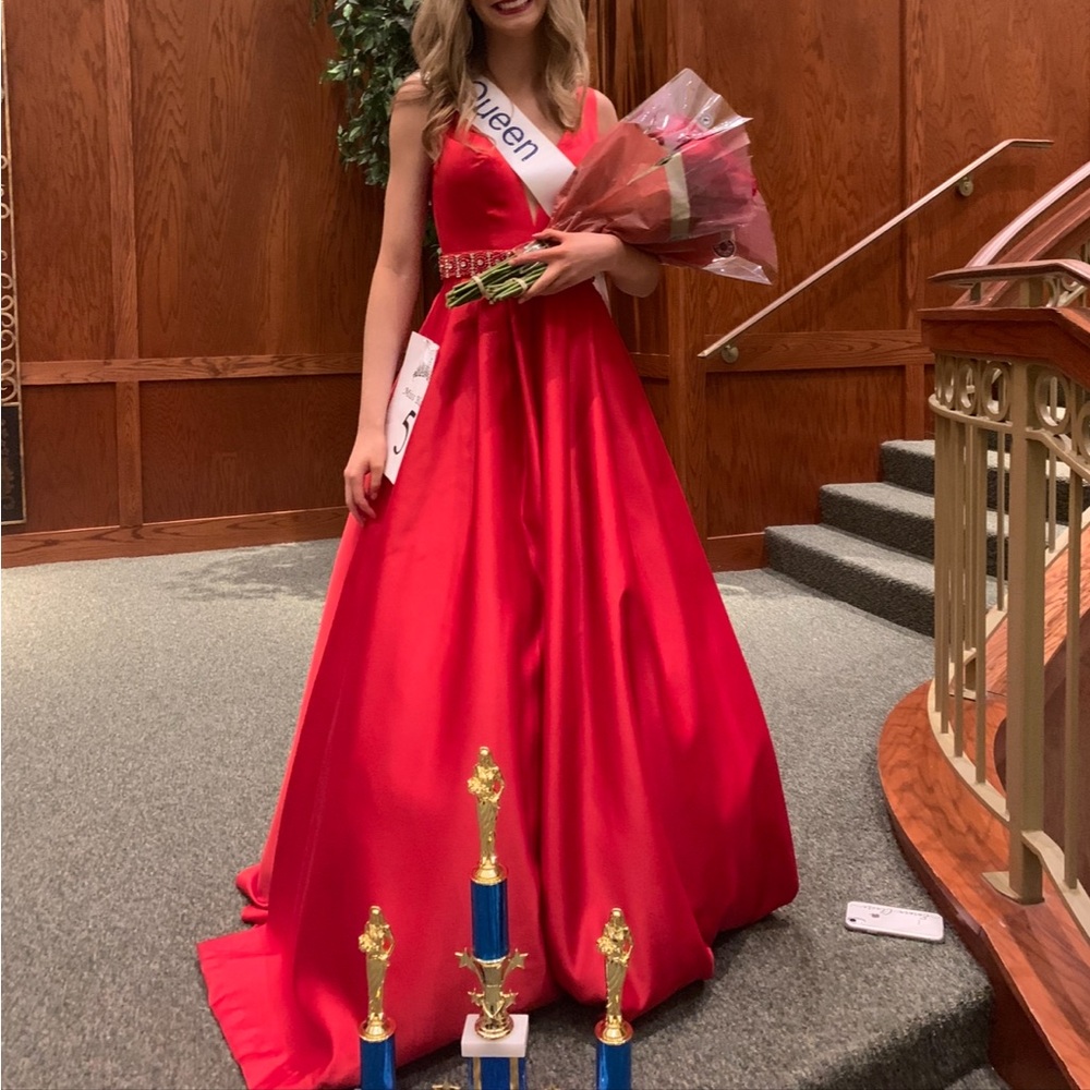 PAGEANT DRESS, size 00 !